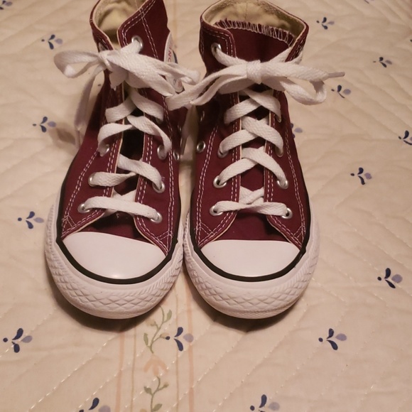Converse high.top shoes